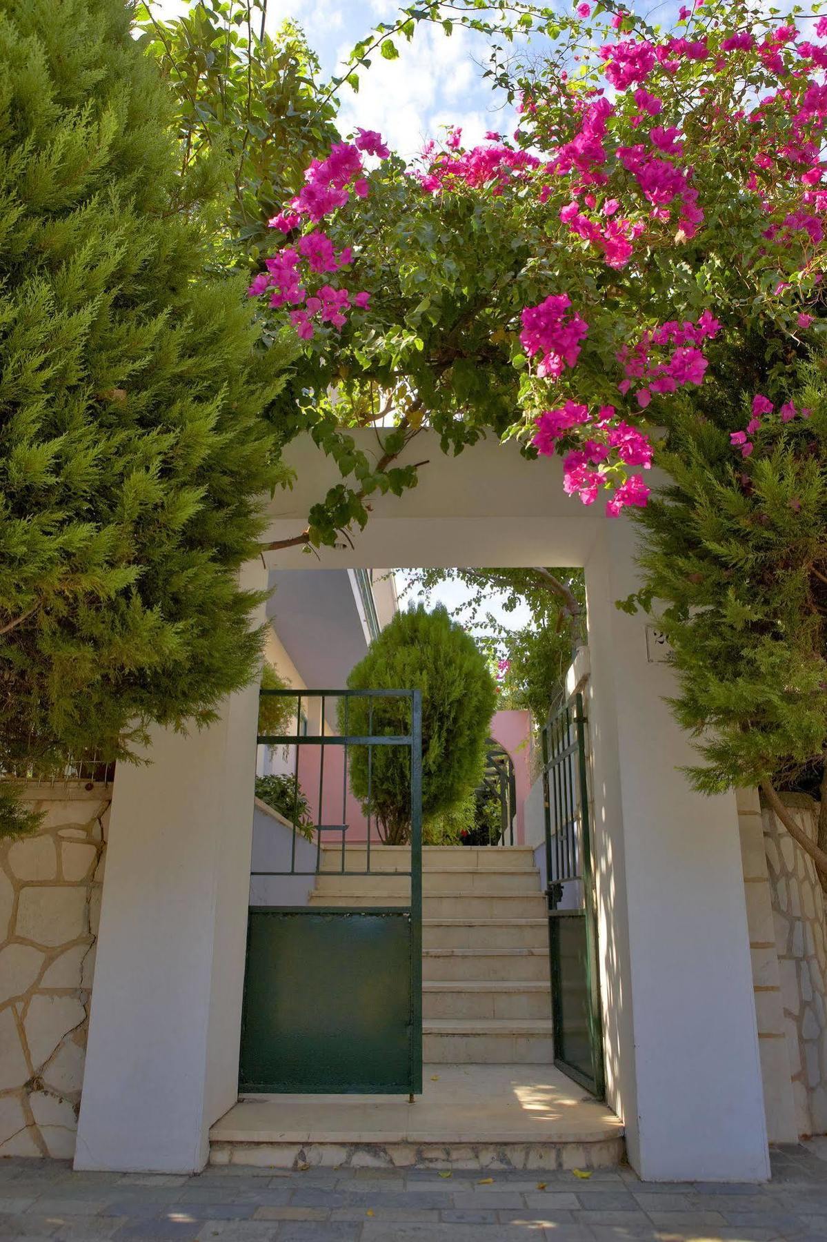Mariette Rhodes Urban (adults Only) Aparthotel